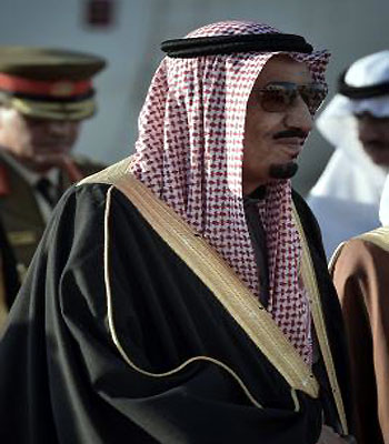 Saudi's Crown Prince Salman Ibn Abdul Aziz arrives in the Bahraini capital of Manama. (AFP)
