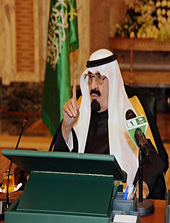 File photo of Custodian of the Two Holy Mosques, King Abdullah Bin Abdulaziz gesturing during a cabinet session at his palace in Riyadh. (SPA)
