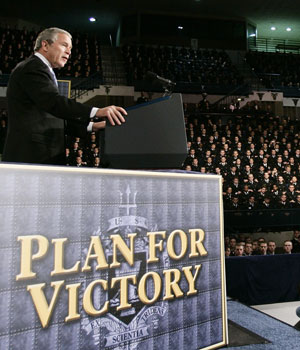 U.S. President George W. Bush speaks about the war in Iraq at the United States Naval Academy in Annapolis, November 30, 2005 (REUTERS)