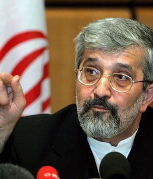 Iranian Ambassador to the IAEA, Ashgar Soltanieh, gestures during a press conference in Vienna, 01 February 2006 in advance of Thursday‘s special IAEA session on Iran (EPA)