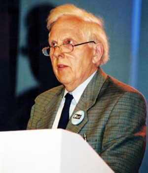 A picture released on November 28, 2005 shows hostage Norman Kember speaking at a peace rally in Blackpool in 2001 (REUTERS)