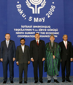 Iranian President Mahmoud Ahmadinejad told a summit of regional leaders Friday that Iran's adversaries must "begin respecting the people of Iran," 5 May 2006 (AP)