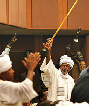 Sudanese celebrate the signing of the Reconciliation (AP)