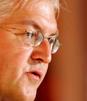 German Foreign Minister Frank-Walter Steinmeier speaks to the media during a press conference with his Turkish counterpart Abdullah Gul (out of camera range) in Istanbul, Turkey, 07 September 2006 (AFP)