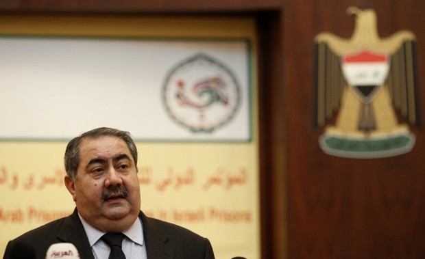 Iraq's Foreign Minister Hoshiyar Zebari addresses a news conference with Palestinian Minister of Detainees and Prisoners Affairs Issa Qaraqe (not pictured) in Baghdad December 12, 2012. (REUTERS/Thaier Al-Sudani)