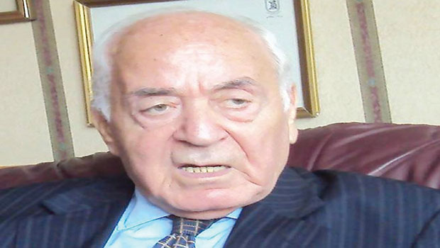 File photo of former Egyptian Prime Minister Abdulaziz Hijazi. (AAA)