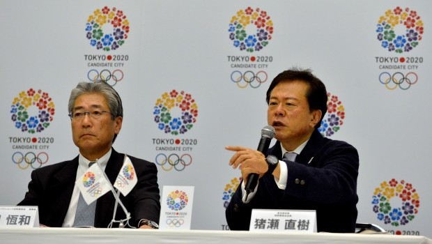 Tokyo Governor Naoki Inose (R) answering a question while Japan Olympic Committee President Tsunakazu Takeda (L) looks on at a press conference at the Tokyo City Hall, January 8, 2013. Source: AFP Photo/Yoshikazu Tsuno