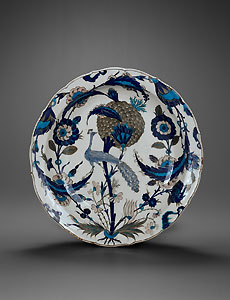 Peacock dish, Iznik, Turkey, c.1550, on display at the Louvre Museum. (Peacock dish, Iznik, Turkey, c.1550.(