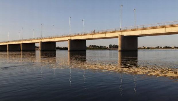 A view of the Euphrates river during sunset in Raqqa province, east Syria, May 15, 2013. (REUTERS/Hamid Khatib)