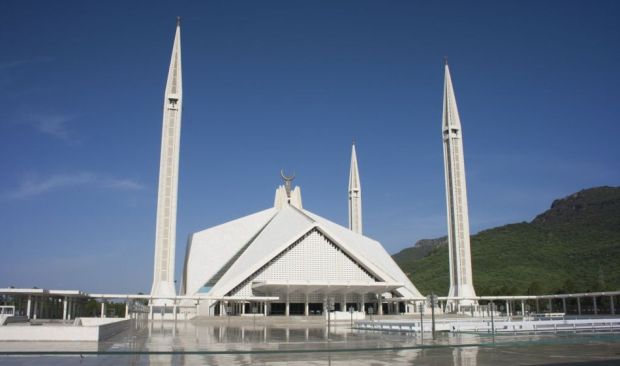 File photo of King Faisal Mosque in Islamabad. (Asharq Al-Awsat)