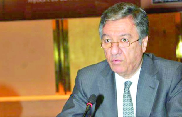 File photo of Lebanese Ex-Industry Minister Vrej Sabounjian. (Asharq Al-Awsat)