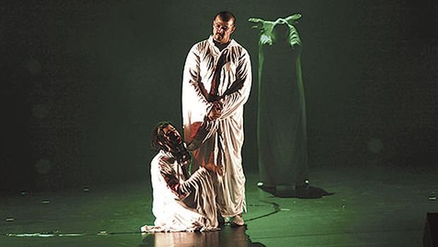 A scene from the play 'Zoran,' one of the plays featured at the 10th edition of the Dammam Theater Festival in Dammam, Saudi Arabia. (Asharq Al-Awsat)