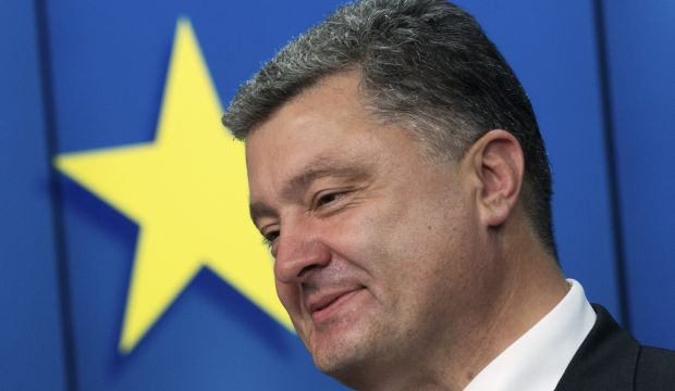 Ukraine's President Petro Poroshenko speaks during a news conference at the EU Council in Brussels on June 27, 2014. (Reuters/Philippe Wojazer/Files)