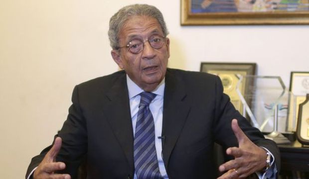 Former Egyptian foreign minister and presidential candidate Amr Moussa speaks during an interview with Reuters in Cairo, Egypt on March 11, 2014. (Reuters/Asmaa Waguih)
