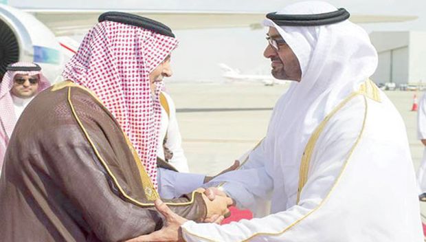 UAE Crown Prince Mohamed Bin Zayed Al Nahyan greets Saudi Foreign Minister Prince Saud Al-Faisal in Abu Dhabi on August 28, 2014. (SPA)