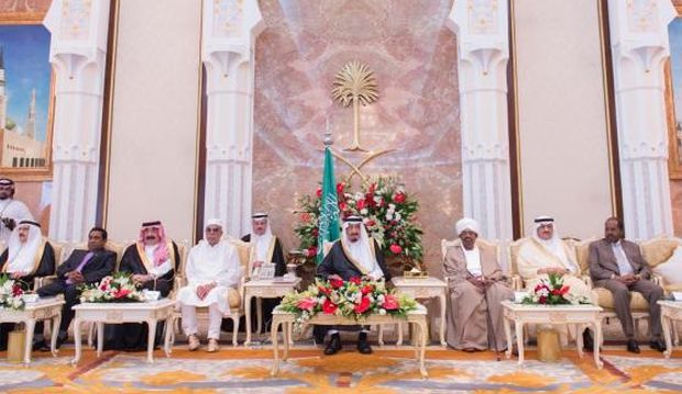 Saudi Crown Prince Salman (C) with Sudan's President Omar Al-Bashir, Somali President Hassan Sheikh Mahmoud, President Abdel Hamid of Bangladesh, Prince Talal bin Abdulaziz bin Saud and Prince Khalid bin Bandar bin Abdulaziz, Chief of General Intelligence (SPA)