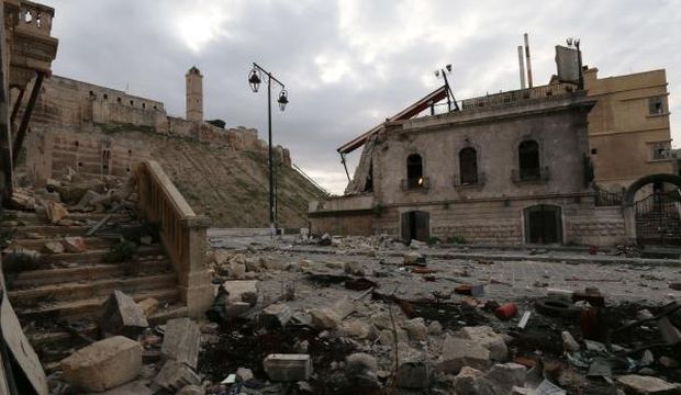 A picture taken on November 3, 2014 shows a view of the damaged UNESCO-listed citadel in the northern Syrian city of Aleppo. (AFP Photo/Zein Al-Rifai/AMC)