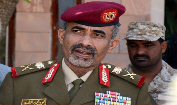 Maj. Gen. Mahmoud Al-Subaihi leaves the presidential palace after being sworn in as defense minister on November 9, 2014. (EPA/Yahya Arhab)