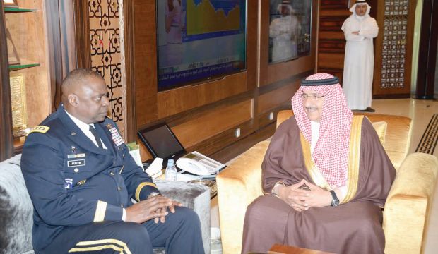 Deputy Crown Prince of Saudi Arabia Mohammed Bin Naif (R) meets with commander of the US Central Command General Lloyd Austin in Riyadh ahead of talks between anti-ISIS coalition members. (SPA)