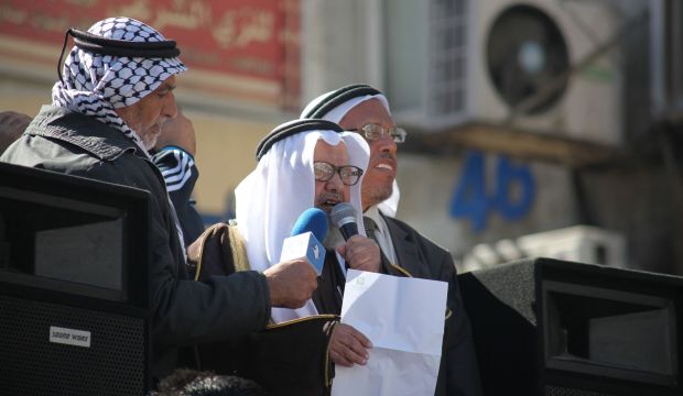 Muslim Brotherhood leader Hammam Said (C) delivers a speech at the Al-Hussein Mosque in Amman on November 7, 2014. (Photo by Salah Malkawi/Anadolu Agency/Getty Images)