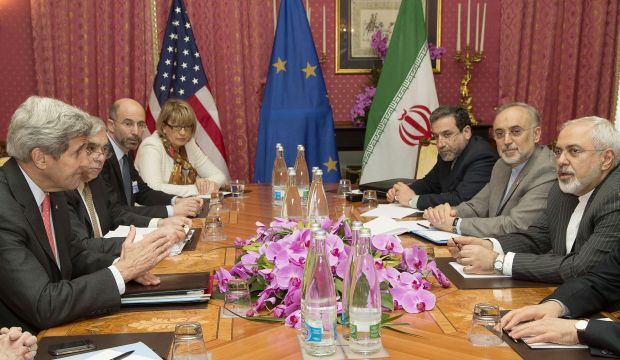 Marathon talks toward an Iran nuclear deal picked up pace as US President Barack Obama appealed to Tehran to seize an "historic" opportunity.  (AFP Photo/Pool/Brian Snyder)