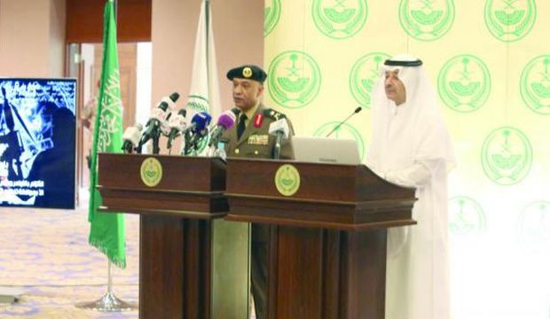Interior Ministry spokesmen Maj. Gen. Mansour Al-Turki (L) and Bassem Attia brief reporters during a press conference at the Ministry in Riyadh, Saudi Arabia, on July 18, 2015. (Saudi Press Agency) 