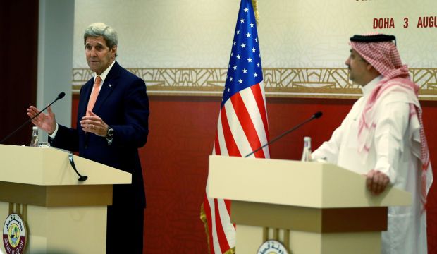 US Secretary of State, John Kerry (L), speaks during a joint press conference with the Qatari Minister of Foreign Affairs, Khalid Bin Mohammed Al-Attiyah (R), in Doha, Qatar, on August 3, 2015. (EPA/STR)