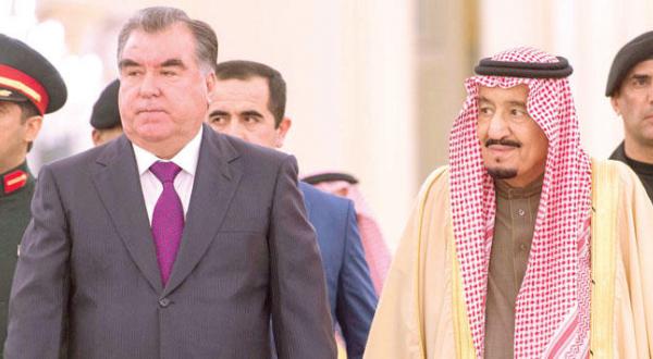 The Custodian of the Two Holy Mosques receiving the President of Tajikistan in Riyadh yesterday (SPA) 