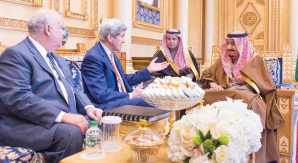 The Custodian of the Two Holy Mosques meets with U.S. Secretary of State John Kerry 