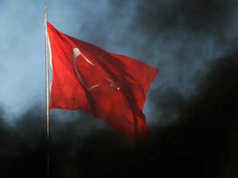 Turkey Attacks ISIS in Iraq, Syria After Istanbul Bombing  