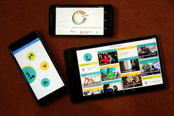 Germany Launches App for Refugees 