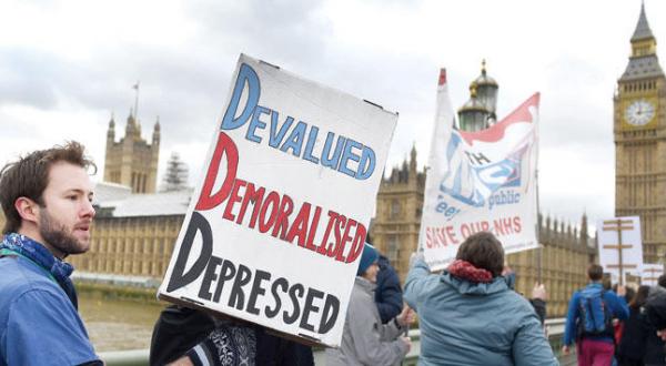 Junior doctors protesting on the imposition of  new junior physicians contract, London- APA