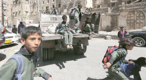 Republican Guard Officers Give up on Saleh and Join Legitimate Forces