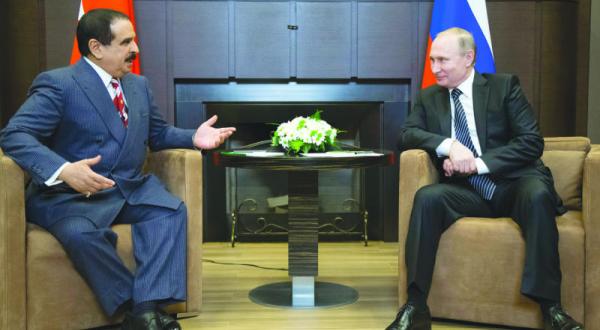 Putin, King Hamad Agree on Syrians’ Right to Decide Their Fate