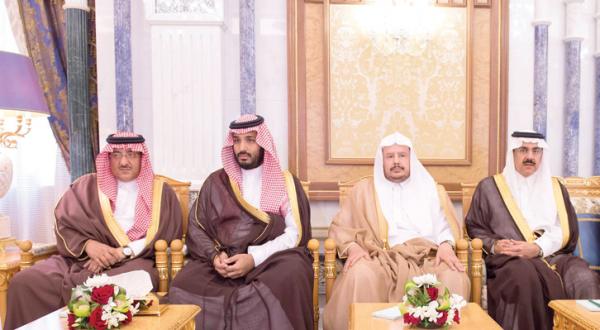 HRH King Salman during receiving Iraqi delegation at Al -Yamamah Palace in Riyadh on Tuesday