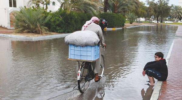 Massive downpours hit Abu Dhabi