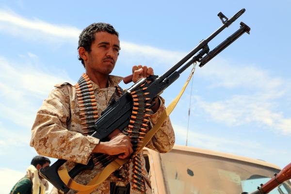 Pro-government Yemeni soldier