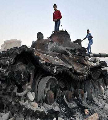 Turkey fires artillery into Syria after shelling