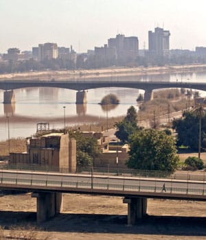 Bombs, shootings fuel Iraq civil war fears