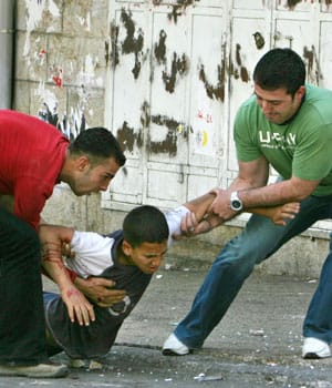 Abbas lays down challenge to Hamas and factions