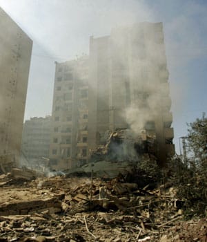 Israeli forces enter south Lebanon village after pounding area overnight
