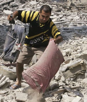 Diplomatic divisions as deaths mount in Lebanon war