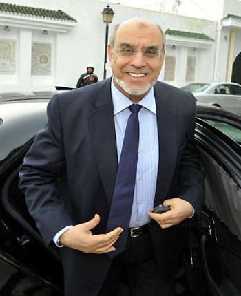 Tunisian PM Threatens to Resign