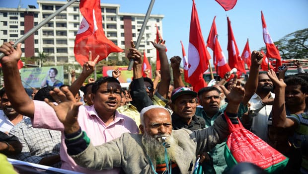 Fifteen Die in Protests at Bangladesh Islamist’s Death Sentence