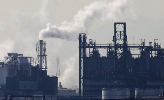 Asian Nations to Reduce Oil Imports from Iran