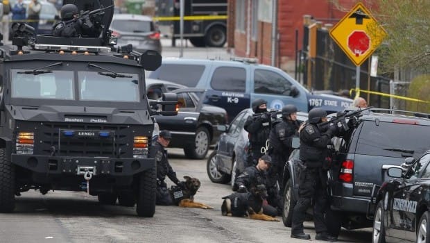 Police Continue Search for Remaining Boston Bombing Suspect