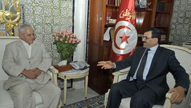 Tunisia: Government and opposition talk to defuse crisis