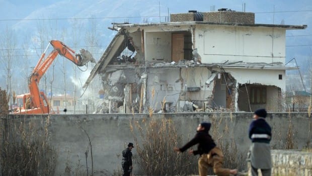 Pakistan overturns jail term of doctor who helped find bin Laden