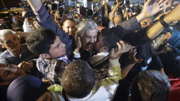 Syria: Lebanese hostages and Turkish pilots freed