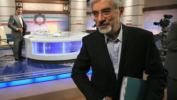 Anti-US billboards crop up across Tehran